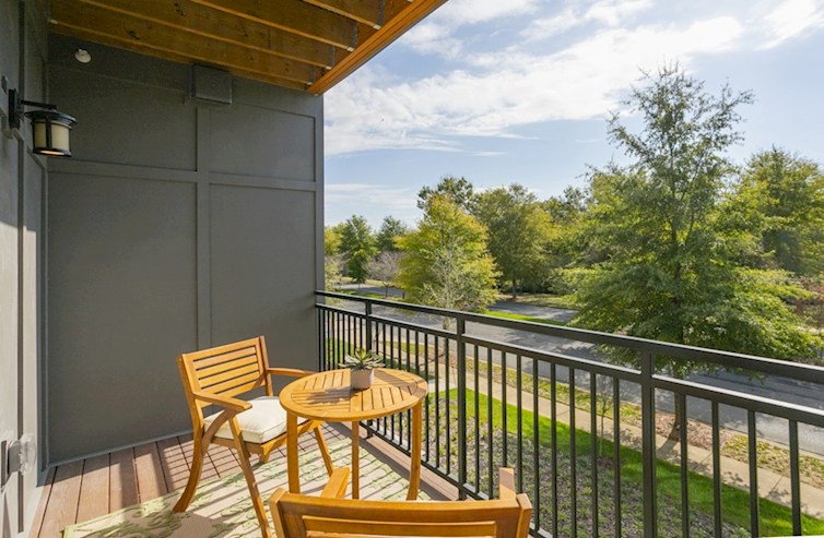 Clifton attached balcony with sitting area and scenic view