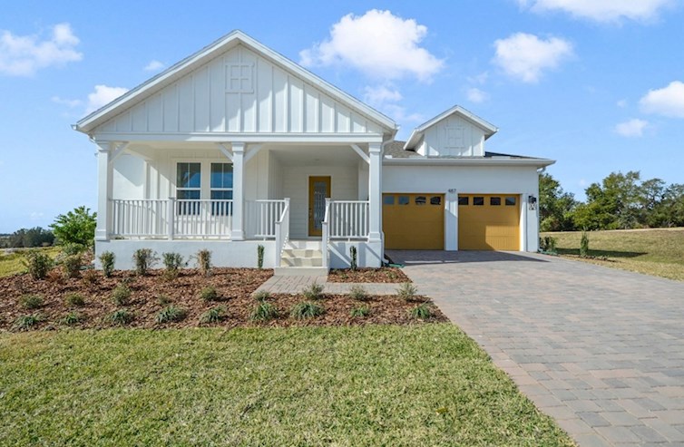 Radcliff Elevation Farmhouse L quick move-in