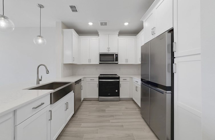 Aspen quick move-in chef-inspired kitchen with quartz countertops